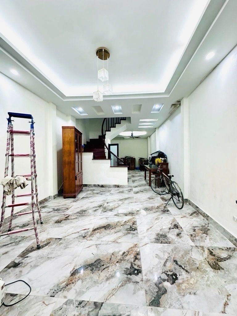 Bán nhà Trường Chinh - diện tích 53m2 5 tầng - Nhà đẹp hiếm - giá 14 tỷ