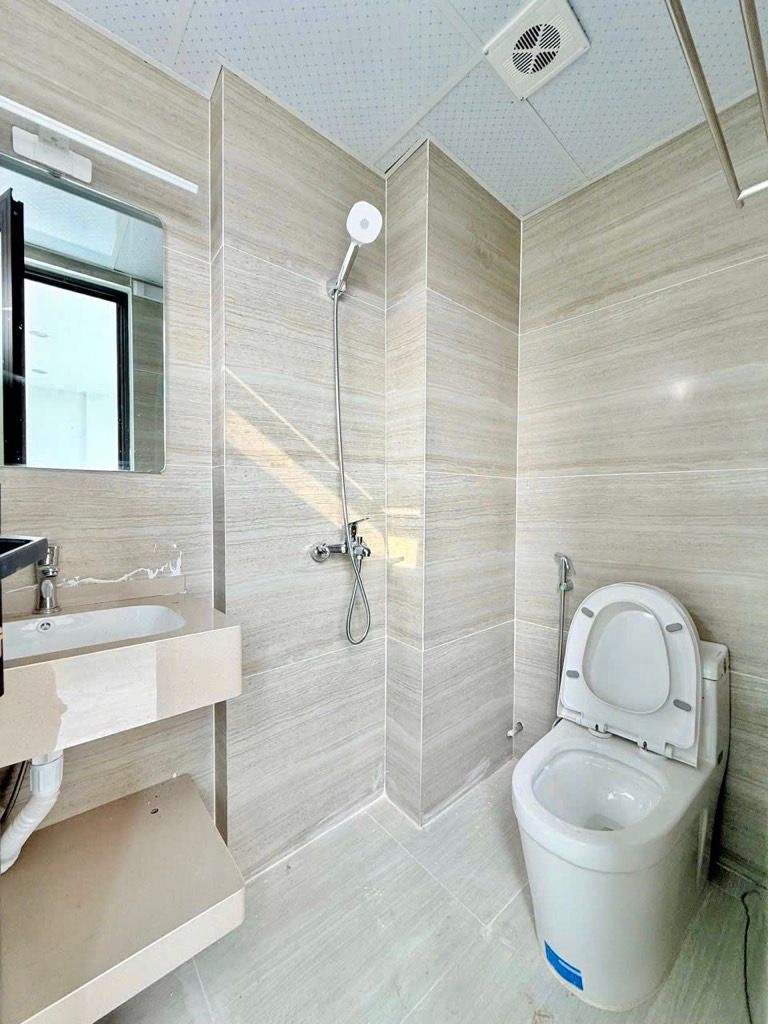 Bán nhà Yên Duyên - diện tích 60m2 7 tầng - Siêu phẩm căn hộ dịch vụ dòng tiền - giá 15,6 tỷ