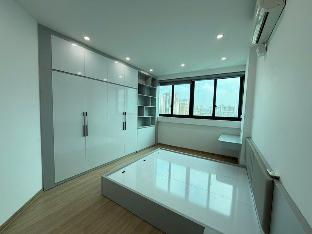 Bán nhà Hoàng Minh Giám - diện tích 64m2 13 tầng - Căn hộ full nội thất - giá 6 tỷ