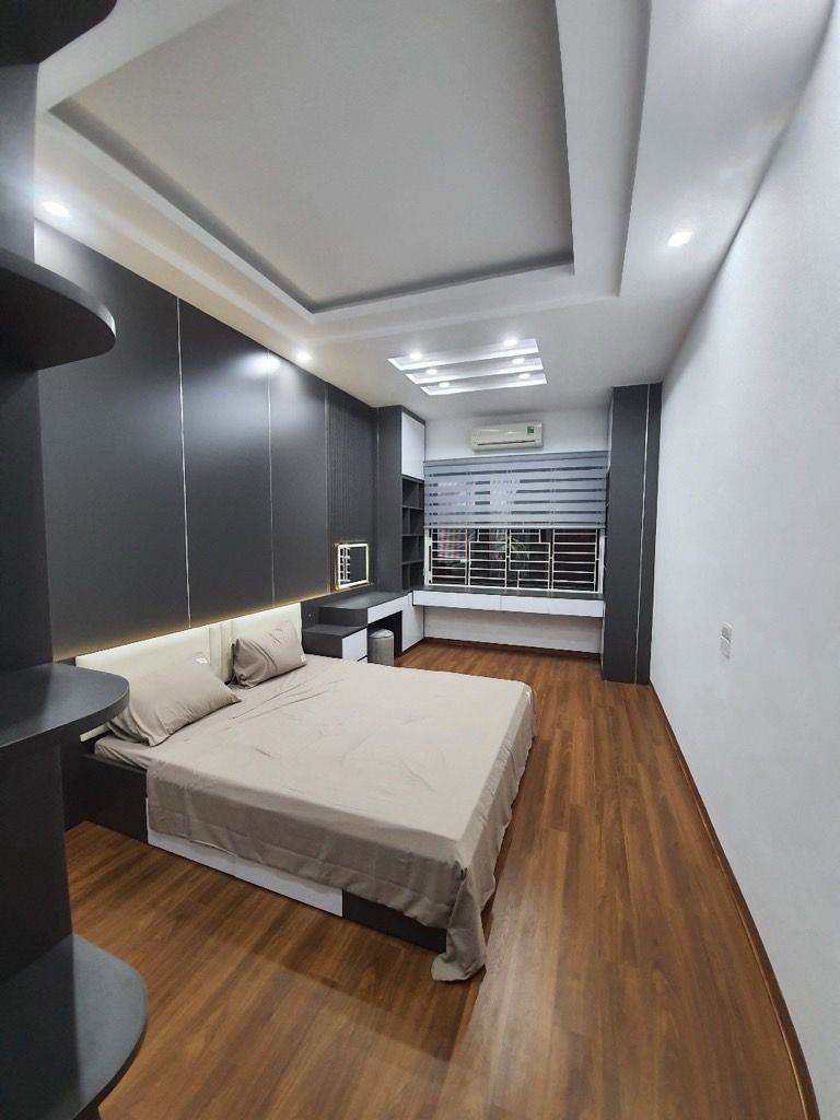 Bán nhà Trương Định - diện tích 30m2 4 tầng - Nhà khung cột chắc chắn, full nội thất - giá 8,3 tỷ