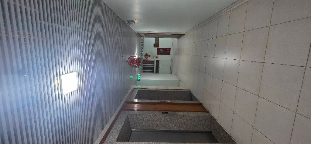 Bán nhà Hạ Đình - diện tích 118.2m2 21 tầng - Nhà lô góc 3 ngủ 2 WC - giá 10,6 tỷ