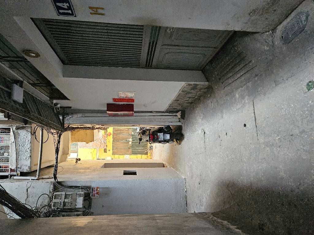 Bán nhà Trương Định - diện tích 26,4m2 3 tầng - Nhà đẹp hiếm có - giá 5,6 tỷ