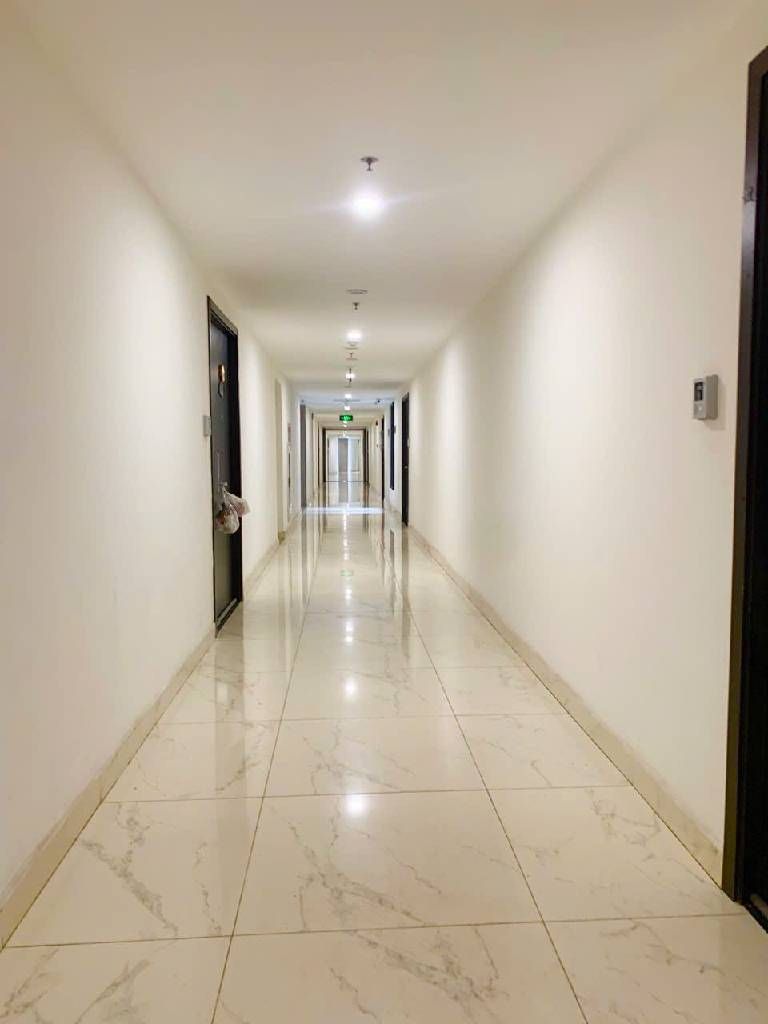 Bán nhà Vĩnh Tuy - diện tích 76m2 1 tầng - Căn hộ hai ban công quay sân chơi - giá 8,9 tỷ