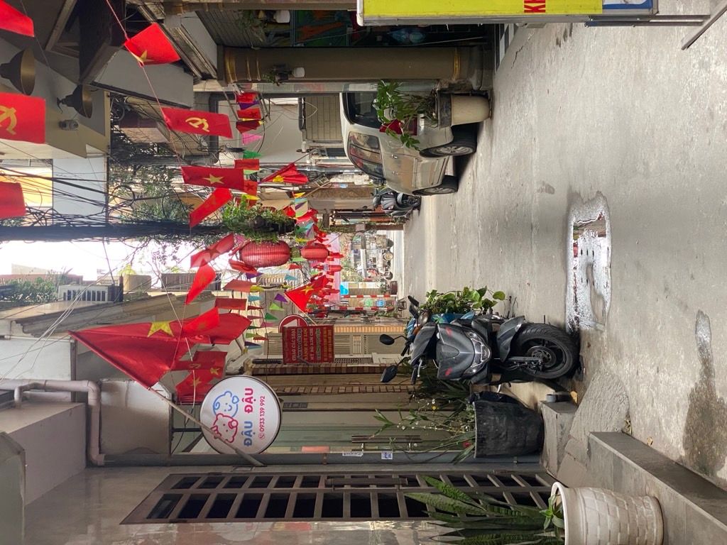 Bán nhà Thái Hà - diện tích 47.6m2 7 tầng - Ô tô chỉ cách vài bước chân - giá 21 tỷ