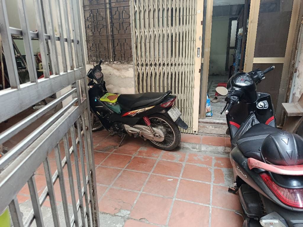 Bán nhà Bạch Đằng - diện tích 19,5m2 1 tầng - C4 có gác xép - giá 4,3 tỷ