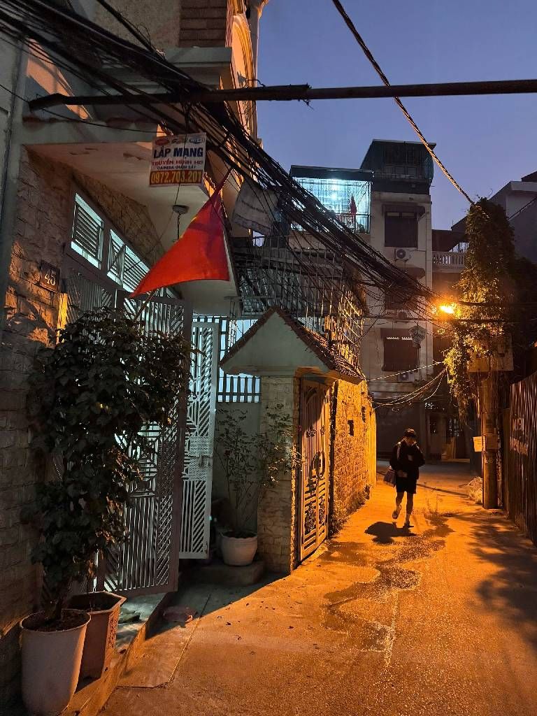 Bán nhà Trại Cá - diện tích 50,3m2 4 tầng - Gần đại học Bách Khoa - giá 10,5 tỷ