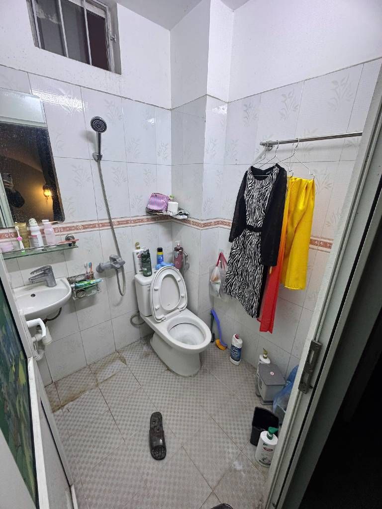 Bán nhà Trại Cá - diện tích 50,3m2 4 tầng - Gần đại học Bách Khoa - giá 10,5 tỷ