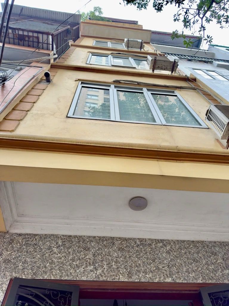 Bán nhà Trịnh Đình Cửu - diện tích 40m2 5 tầng - Lô góc 3 mặt thoáng - giá 19 tỷ