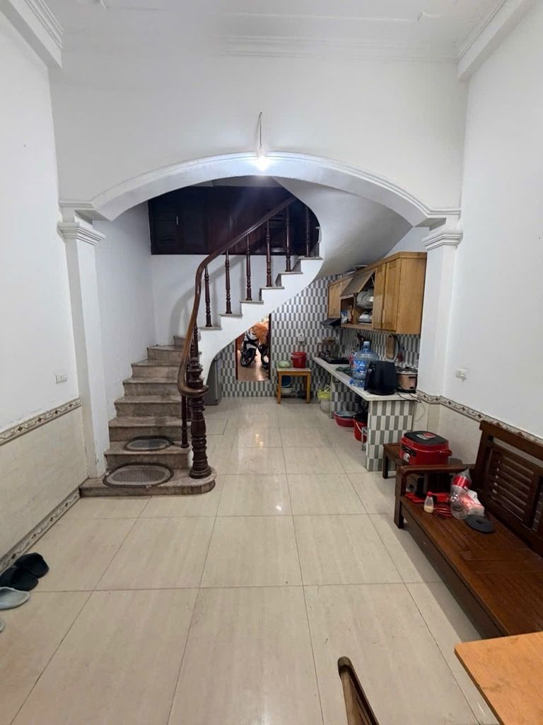 Bán nhà Trịnh Đình Cửu - diện tích 40m2 5 tầng - Lô góc 3 mặt thoáng - giá 19 tỷ