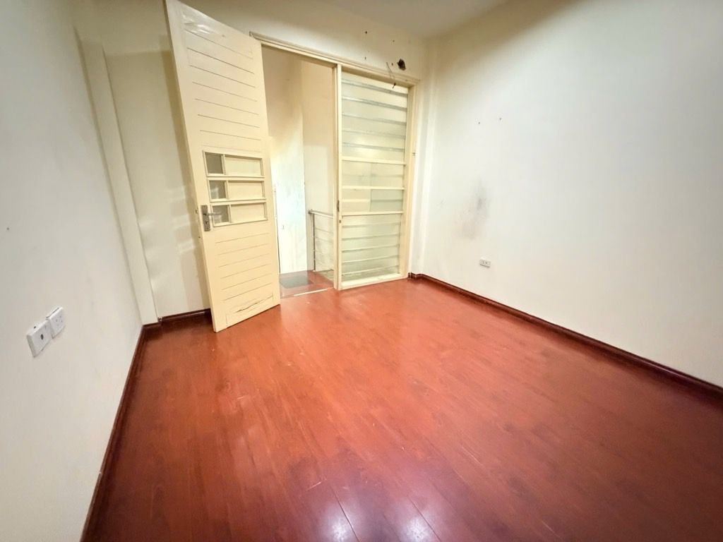 Bán nhà Khương Trung - diện tích 33m2 5 tầng - MẶT NGÕ KINH DOANH - giá 12,2 tỷ