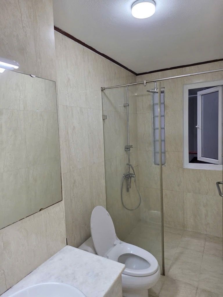 Bán nhà Lê Trọng Tấn - diện tích 57m2 4 tầng - Ô tô vào thoải mái - giá 18 tỷ