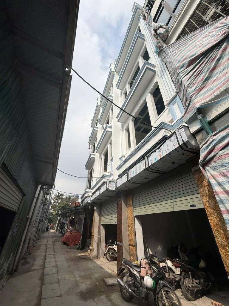 Bán nhà Thịnh Liệt - diện tích 57.5m2 6 tầng - Gara ô tô - giá 19,3 tỷ