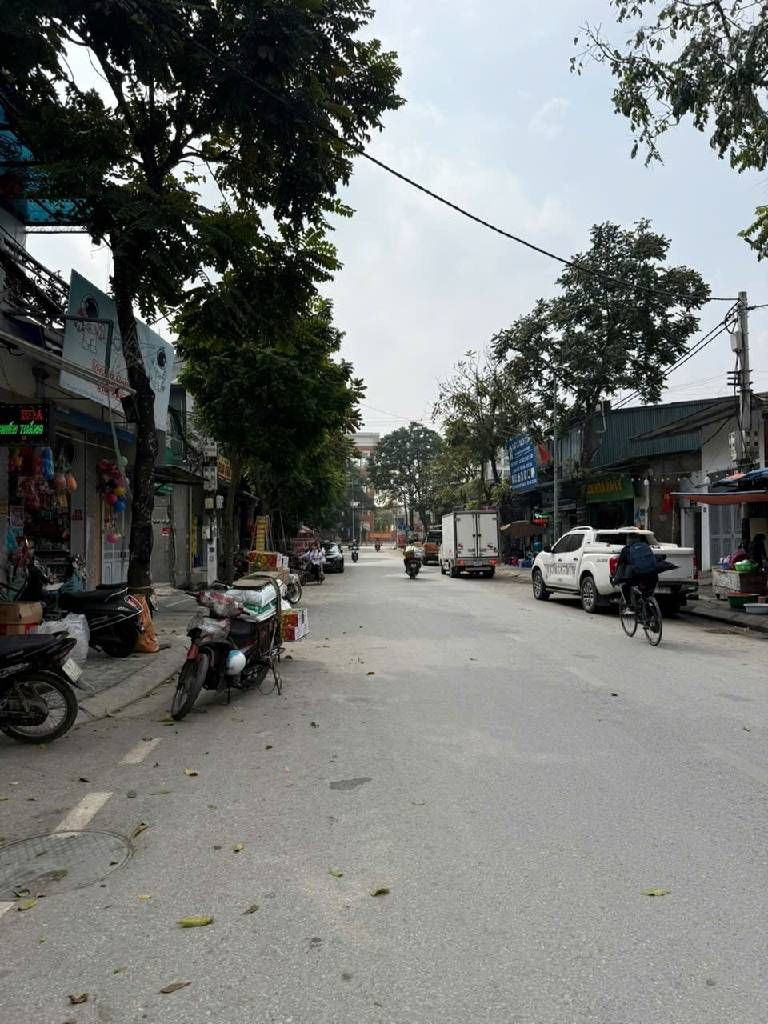 Bán nhà Thịnh Liệt - diện tích 57.2m2 6 tầng - Thang máy, gara ô tô - giá 18,8 tỷ