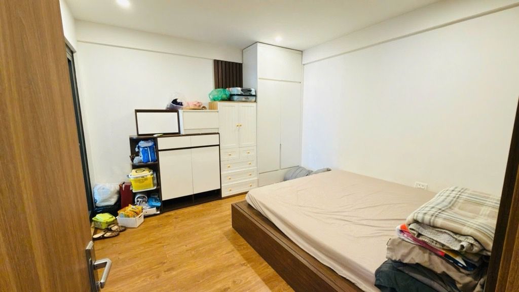 Bán nhà Minh Khai - diện tích 75m2 1 tầng - Căn hộ 2 ngủ 2 WC - giá 8,1 tỷ