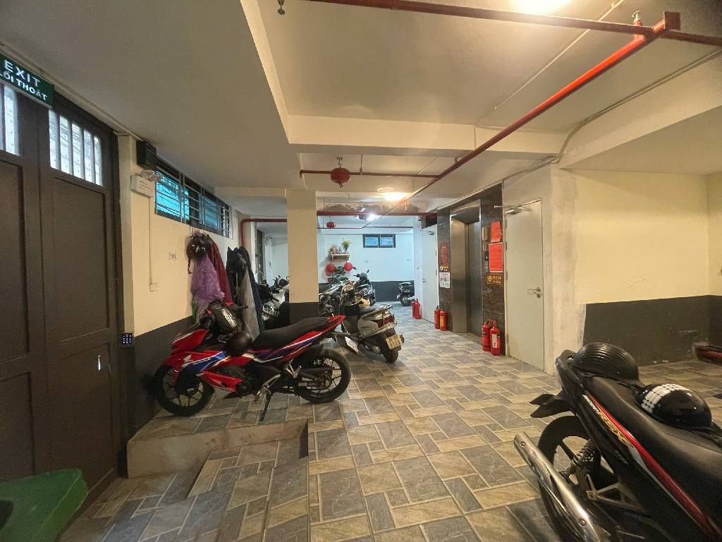 Bán nhà Quan Nhân - diện tích 75m2 7 tầng - Thang máy - giá 24 tỷ