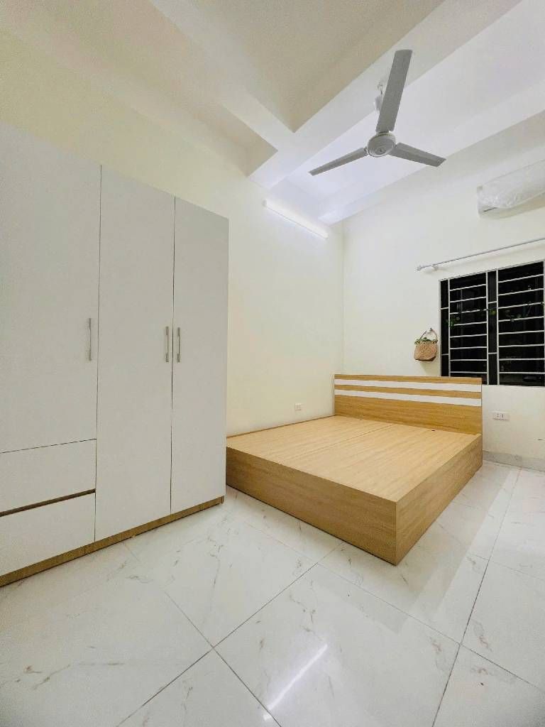 Bán nhà Quan Nhân - diện tích 75m2 7 tầng - Thang máy - giá 24 tỷ