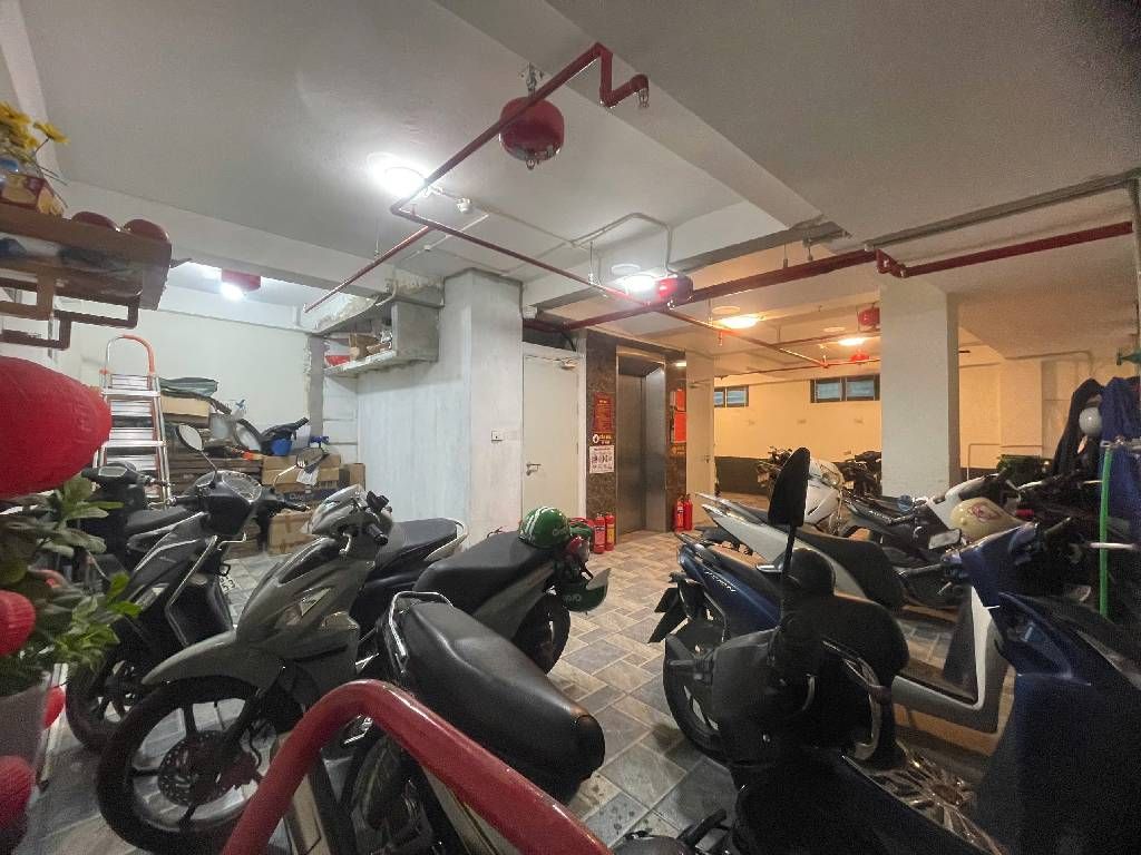 Bán nhà Quan Nhân - diện tích 75m2 7 tầng - Thang máy - giá 24 tỷ