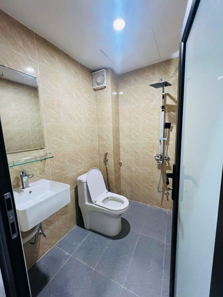 Bán nhà Tạ Quang Bửu - diện tích 32.2m2 5 tầng - Căn nhà 2 mặt thoáng - giá 7,3 tỷ