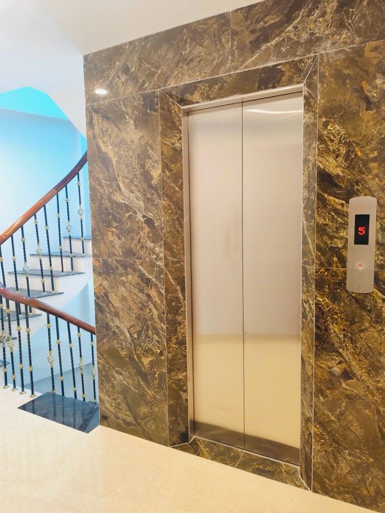 Bán nhà Linh Quang - diện tích 63.2m2 6 tầng - Thang máy - giá 11,25 tỷ