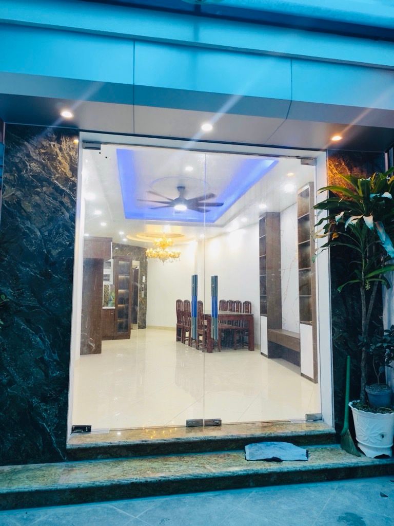 Bán nhà Linh Quang - diện tích 63.2m2 6 tầng - Thang máy - giá 11,25 tỷ