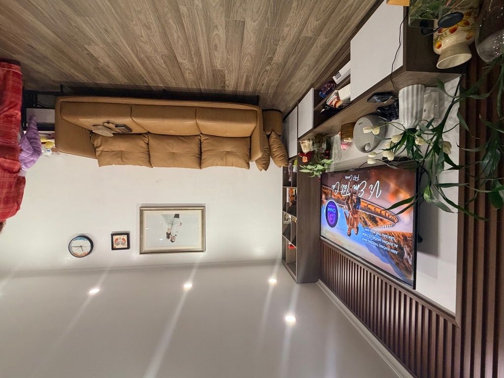 Bán nhà Pháo Đài Láng - diện tích 42.3m2 1 tầng - ô tô tránh - giá 6,2 tỷ