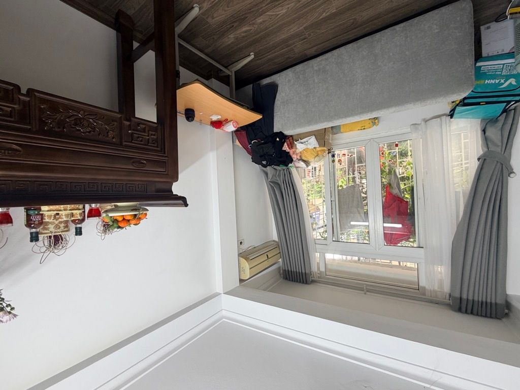 Bán nhà Pháo Đài Láng - diện tích 42.3m2 1 tầng - ô tô tránh - giá 6,2 tỷ