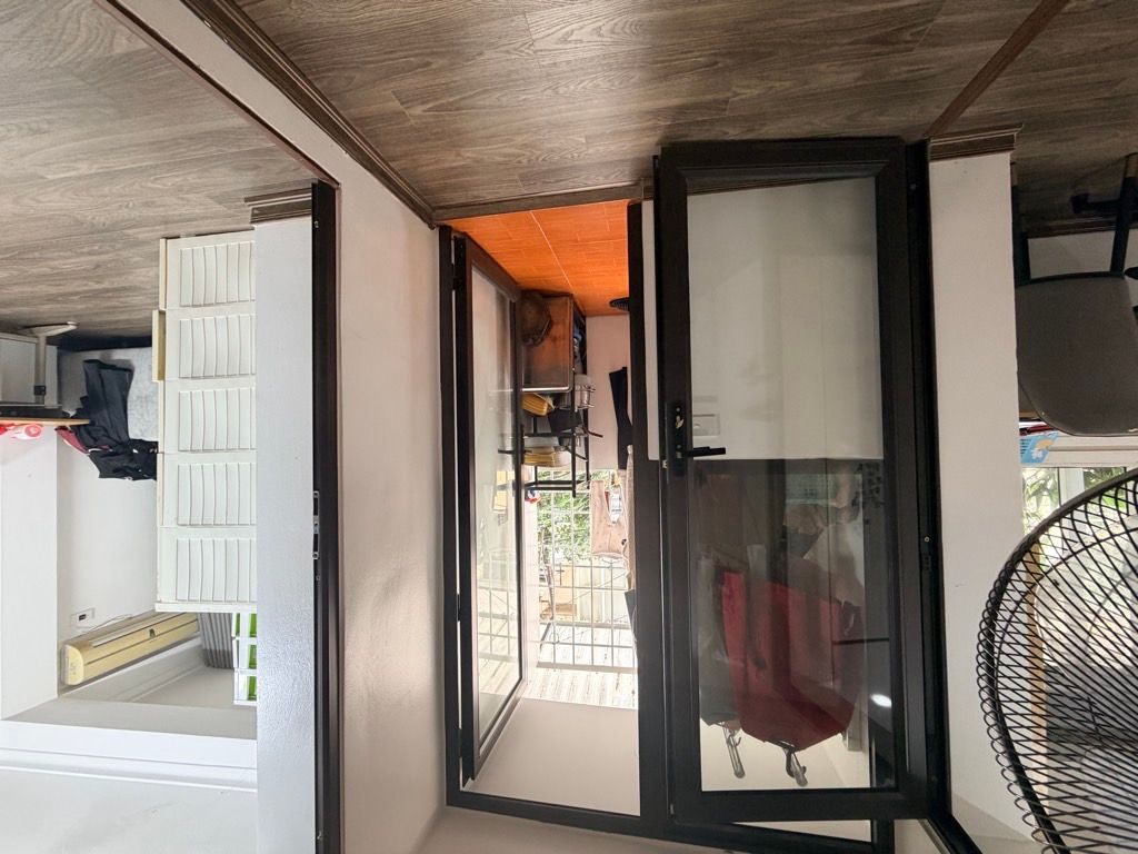 Bán nhà Pháo Đài Láng - diện tích 42.3m2 1 tầng - ô tô tránh - giá 6,2 tỷ