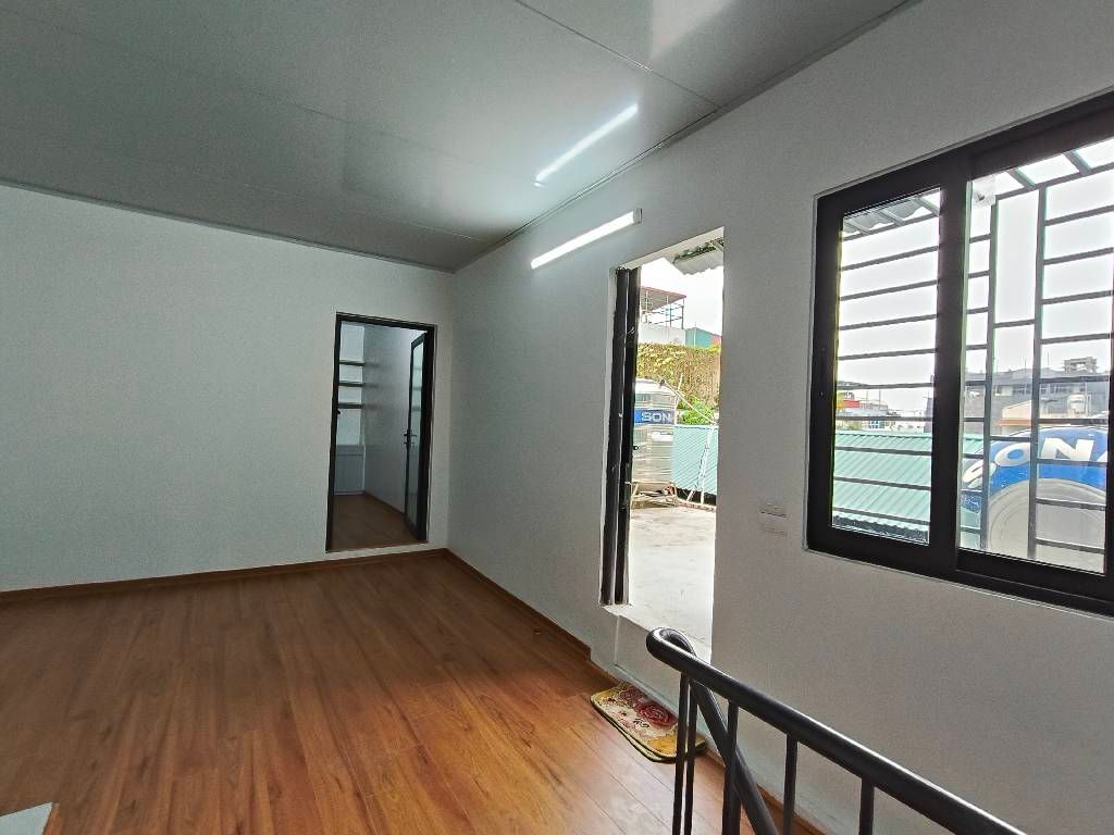 Bán nhà Lạc Trung - diện tích 150m2 3 tầng - Nhà lô góc, ô tô tránh - giá 5,6 tỷ