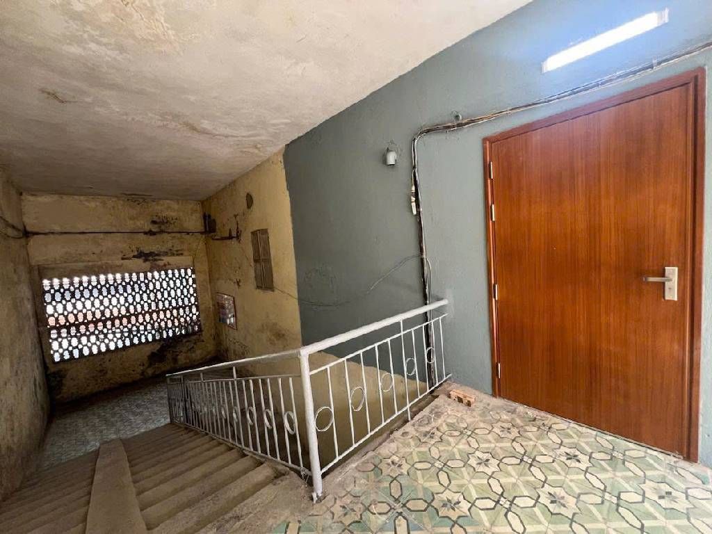 Bán nhà Lạc Trung - diện tích 150m2 3 tầng - Nhà lô góc, ô tô tránh - giá 5,6 tỷ