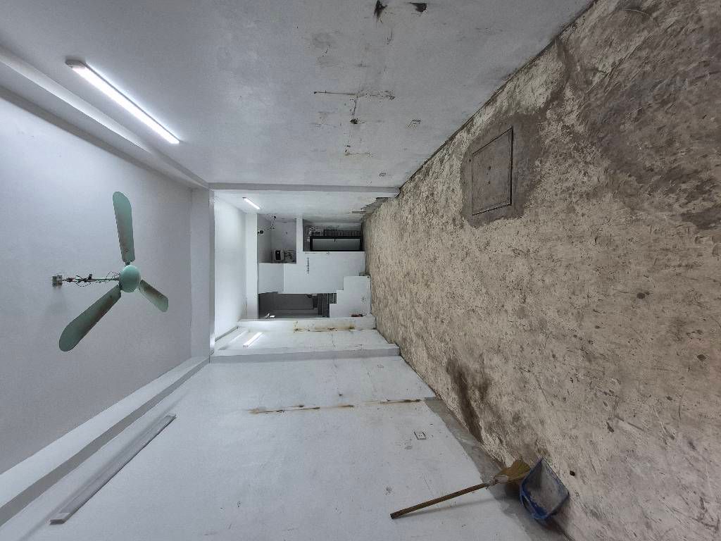 Bán nhà Nguyễn Khoái - diện tích 36.4m2 5 tầng - ngõ to - giá 6,5 tỷ