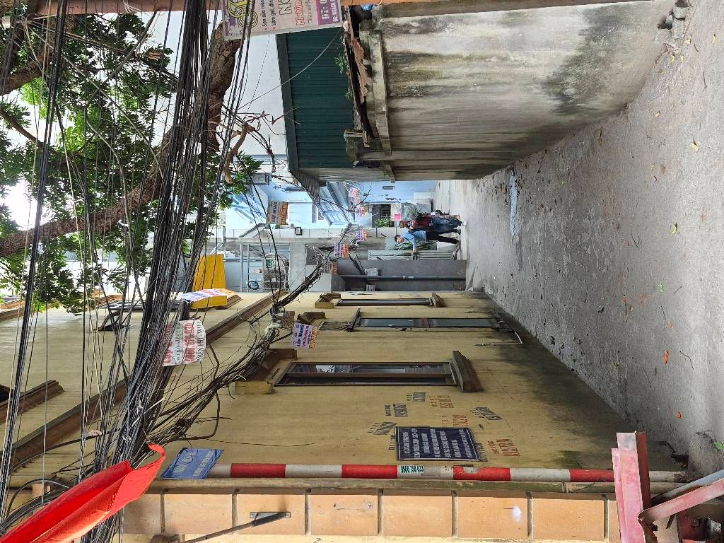 Bán nhà Nguyễn Khoái - diện tích 36.4m2 5 tầng - ngõ to - giá 6,5 tỷ