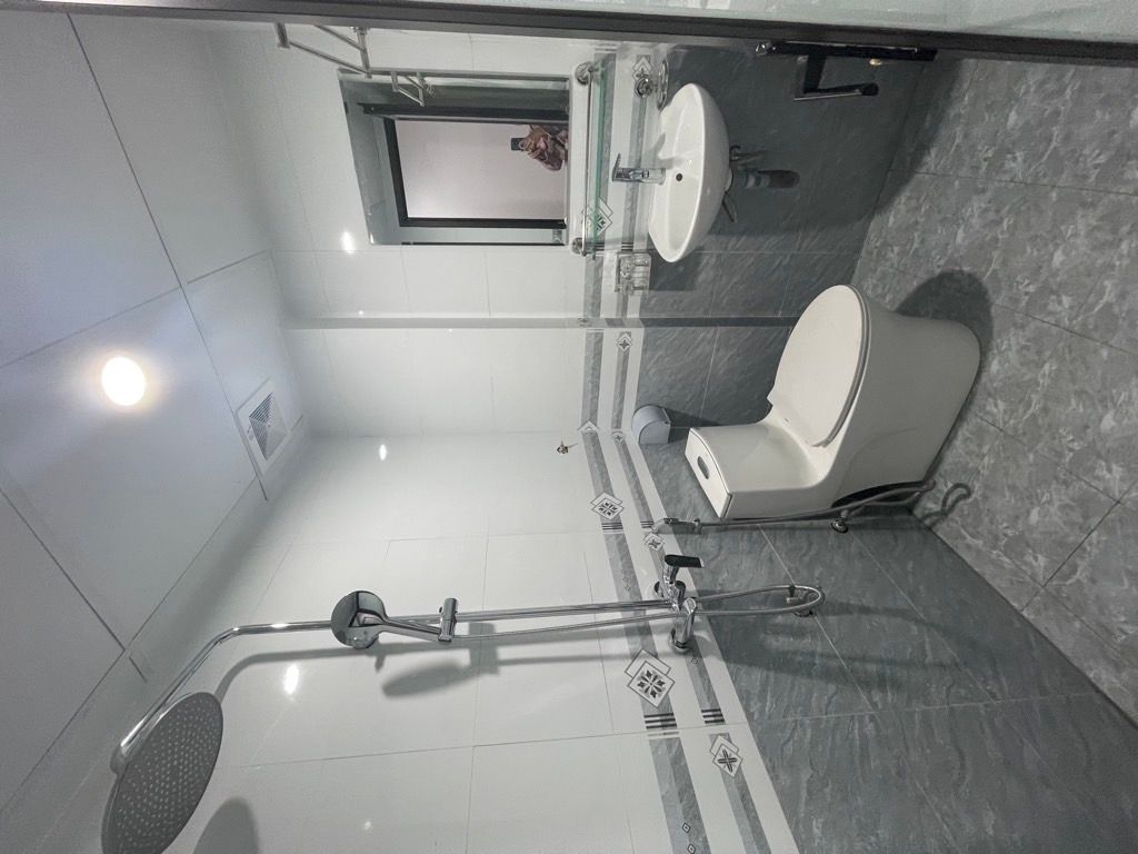 Bán nhà Định Công Thượng - diện tích 30m2 4 tầng - nhà mới, đầy đủ nội thất - giá 4,0 tỷ