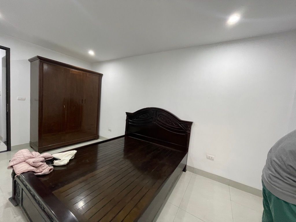 Bán nhà Định Công Thượng - diện tích 30m2 4 tầng - nhà mới, đầy đủ nội thất - giá 4,0 tỷ