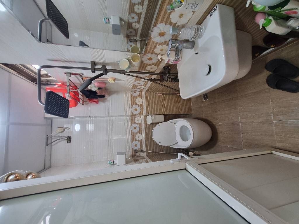 Bán nhà Ngõ Gốc Đề - diện tích 30m2 5 tầng - Lô góc 3 thoáng - giá 8,3 tỷ