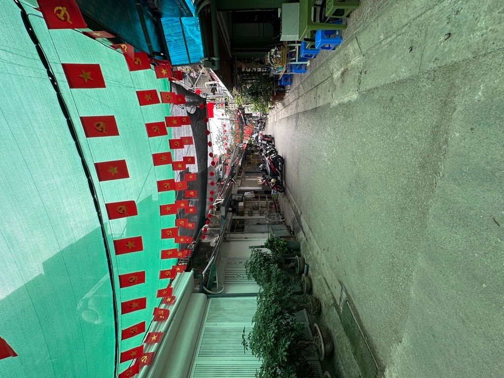 Bán nhà Quỳnh Mai - diện tích 50m2 1 tầng - mặt đường ô tô tránh - giá 4,2 tỷ