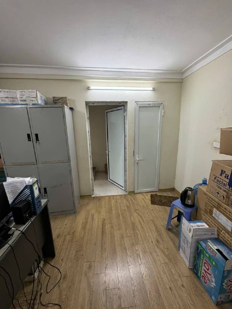 Bán nhà Đầm Trấu - diện tích 20.9m2 3 tầng - Ô TÔ - PHÂN LÔ - giá 8,1 tỷ