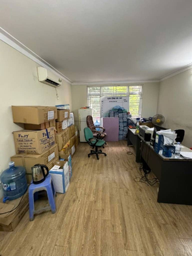 Bán nhà Đầm Trấu - diện tích 20.9m2 3 tầng - Ô TÔ - PHÂN LÔ - giá 8,1 tỷ