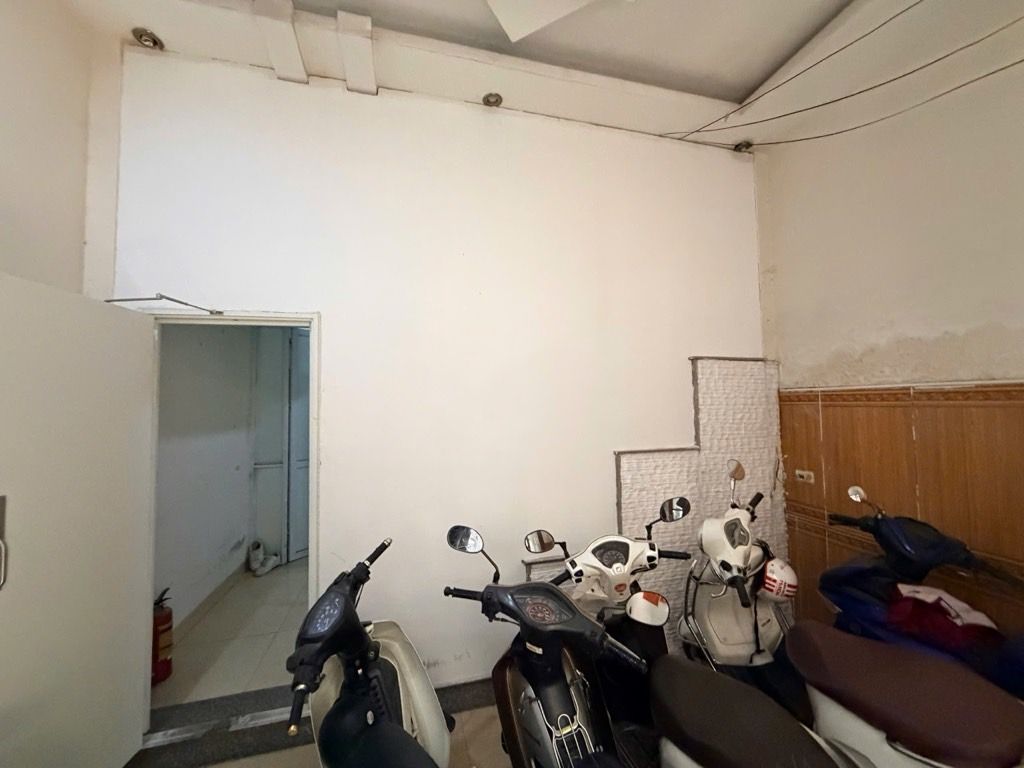 Bán nhà Vũ Trọng Phụng - diện tích 47m2 6 tầng - Nhà dòng tiền - giá 13,2 tỷ