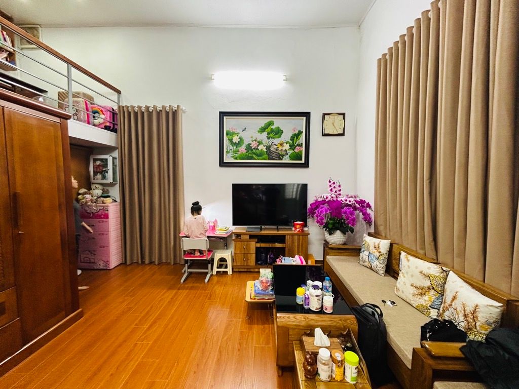 Bán nhà Thái Phiên - diện tích 60m2 3 tầng - gần Vincom Bà Triệu - giá 7 tỷ