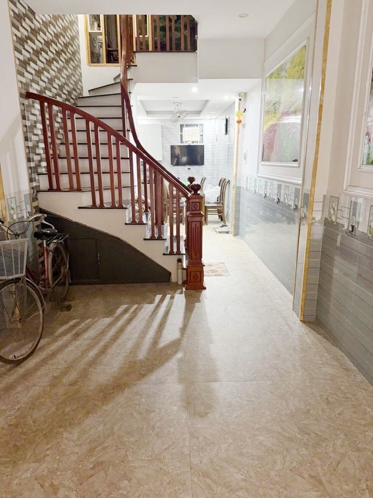 Bán nhà Đông Thiên - diện tích 36.4m2 5 tầng - Mặt ngõ thông, ô tô chạy vòng quanh - giá 12,5 tỷ