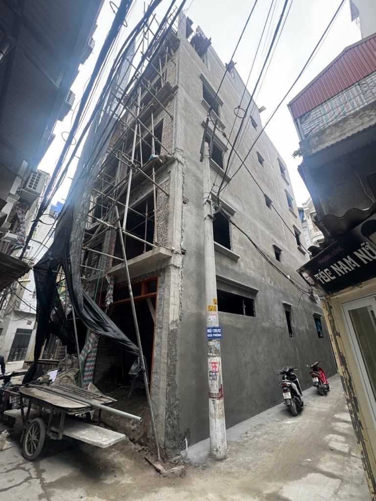 Bán nhà Giải phóng - diện tích 59,5m2 6 tầng - ô tô đỗ cửa - giá 24,5 tỷ