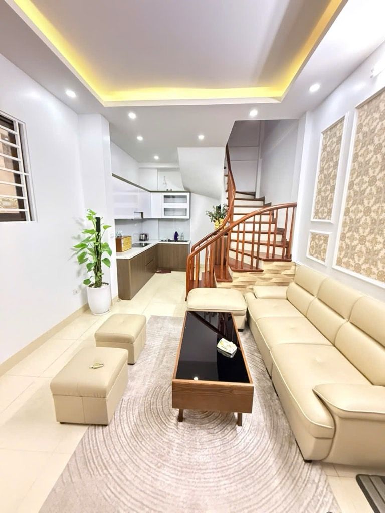 Bán nhà Pháo Đài Láng - diện tích 31m2 5 tầng - CỰC HIẾM LÔ GÓC - giá 9,5 tỷ