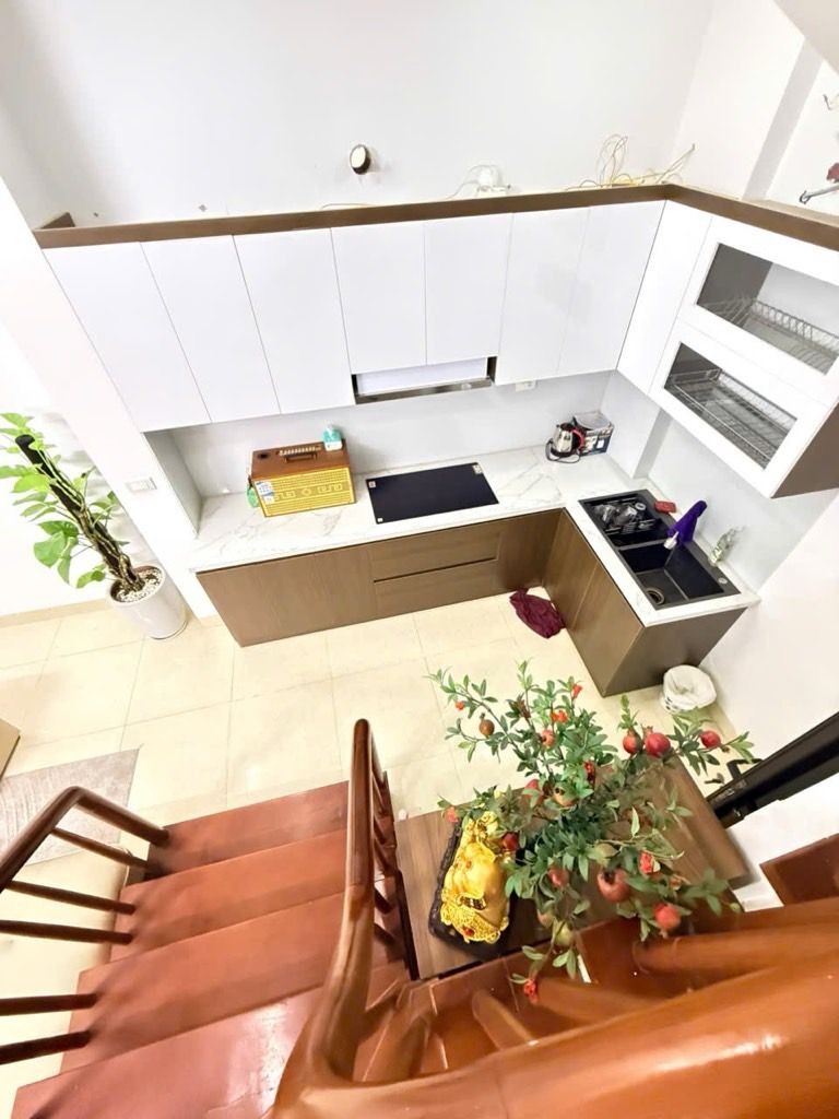 Bán nhà Pháo Đài Láng - diện tích 31m2 5 tầng - CỰC HIẾM LÔ GÓC - giá 9,5 tỷ