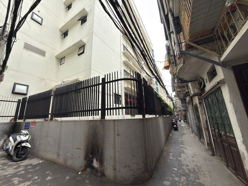 Bán nhà Chợ Khâm Thiên - diện tích 39m2 5 tầng - Nhà đẹp hiếm có - giá 9,1 tỷ