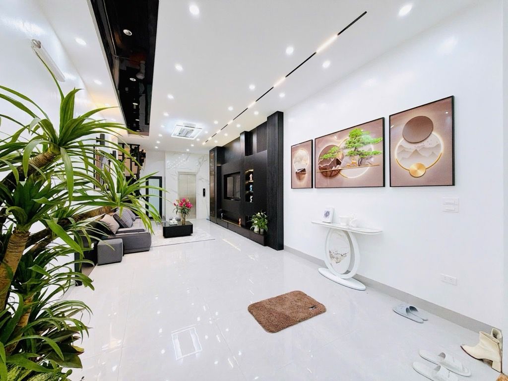 Bán nhà Nguyễn Văn Trỗi - diện tích 44m2 5 tầng - Ô TÔ TRÁNH - giá 19,8 tỷ