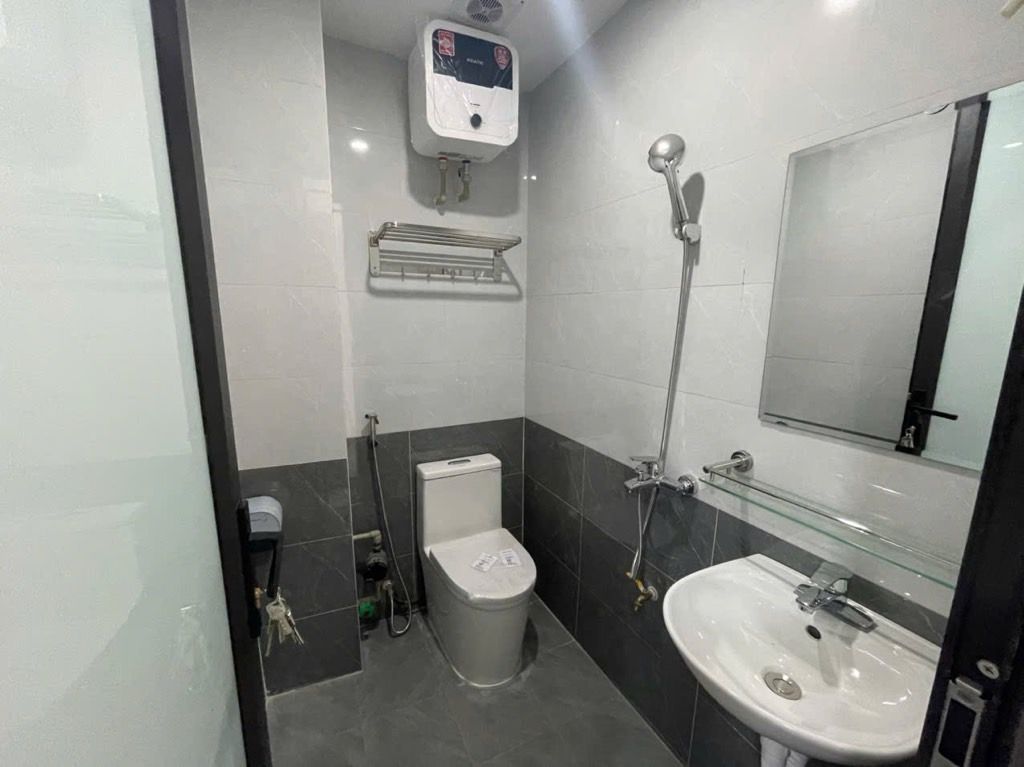 Bán nhà Bùi Xương Trạch - diện tích 70m2 7 tầng - Thang máy - giá 23,8 tỷ