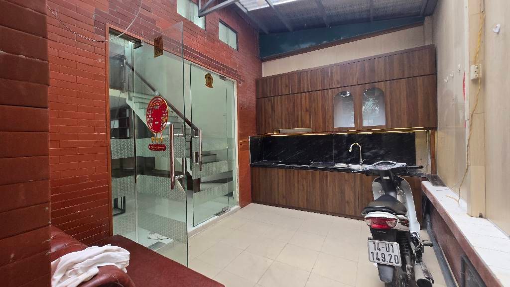 Bán nhà Vĩnh Hưng - diện tích 55.5m2 2 tầng - 3 phòng ngủ - giá 4,1 tỷ