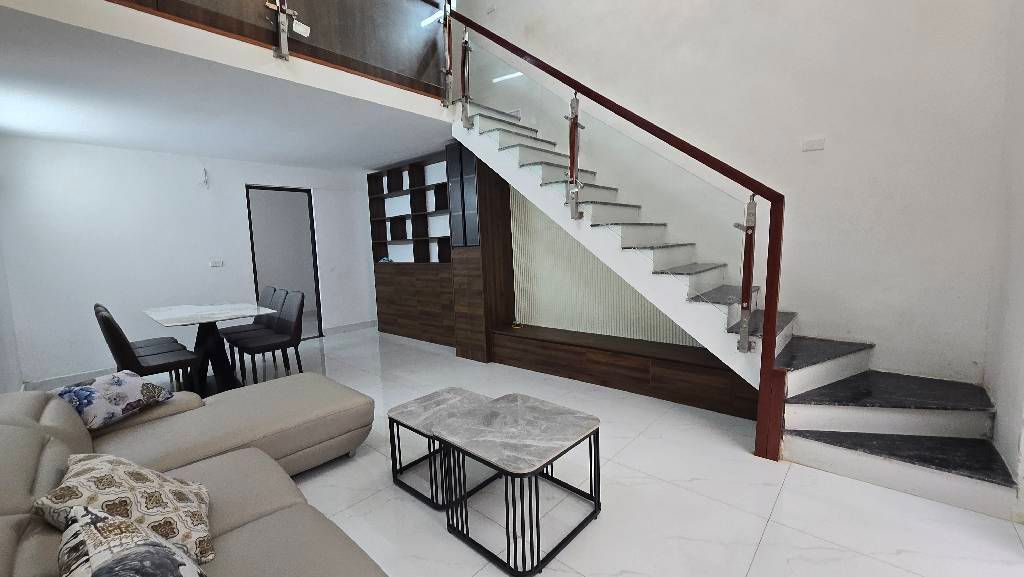 Bán nhà Vĩnh Hưng - diện tích 55.5m2 2 tầng - 3 phòng ngủ - giá 4,1 tỷ