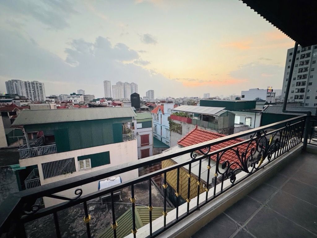 Bán nhà Định Công Hạ - diện tích 72m2 6 tầng - GÀ ĐẺ TRỨNG VÀNG GẦN Ô TÔ - giá 19 tỷ