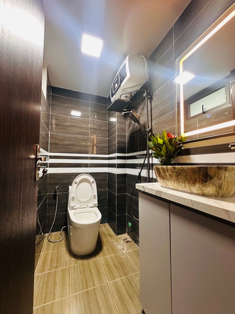 Bán nhà Minh Khai - diện tích 38m2 5 tầng - Nhà đẹp hiếm có - giá 8,2 tỷ